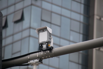 集萃感知用雷視一體機(jī)打造無(wú)錫新吳區(qū)首條V2X智慧路，提升車輛監(jiān)控效率